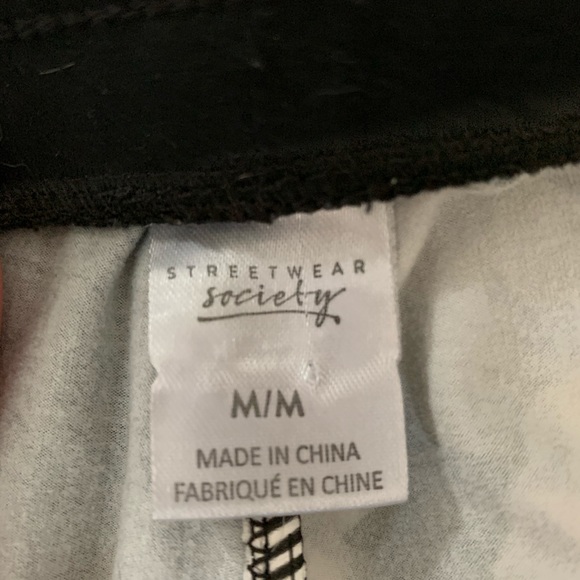 Cute soft shorts - Picture 3 of 3